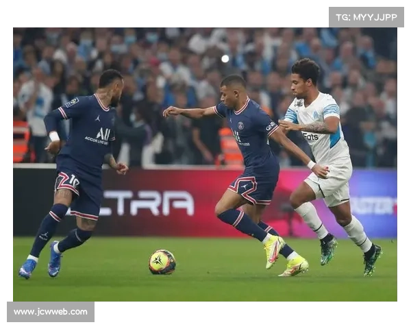 马赛战术与德泽尔比攻防体系融合初显成效